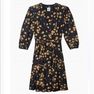 Cabi Debut Dress Spring 2021 - M